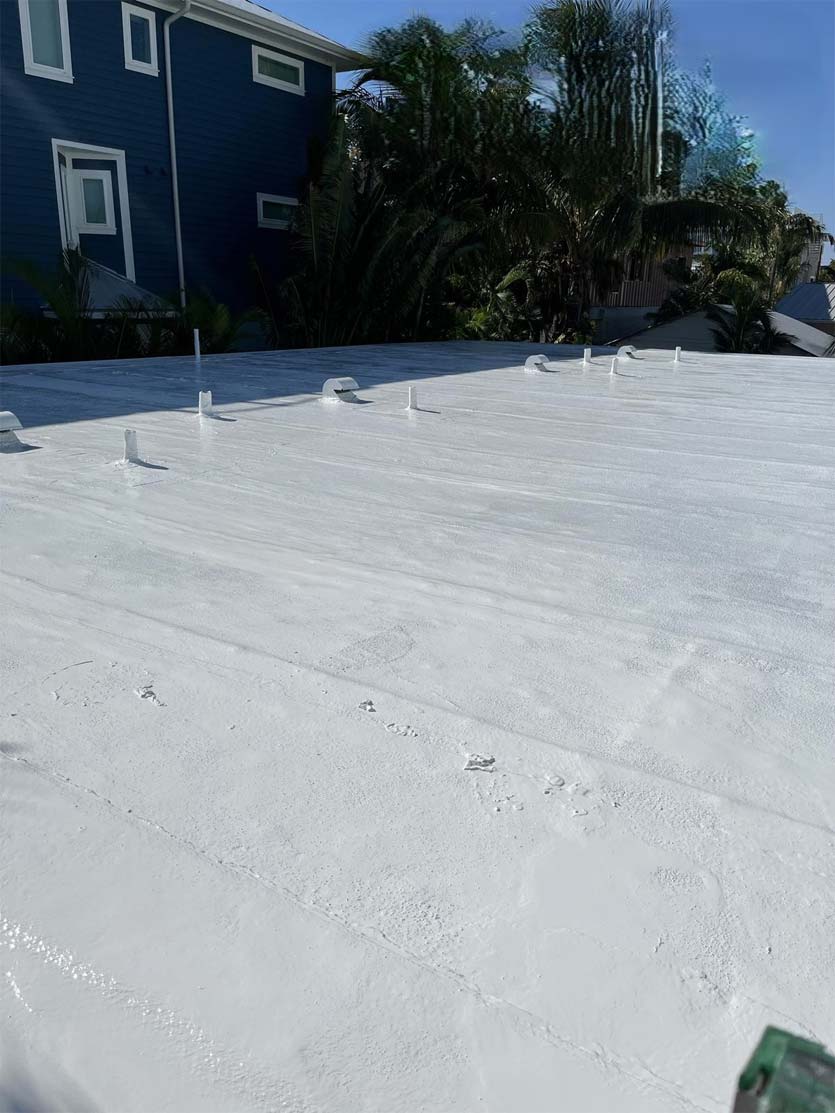 https://bluevisionroofing.com/wp-content/uploads/2025/09/Motel-Coating.jpg